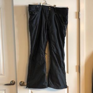 Women’s ski/snowboarding pants